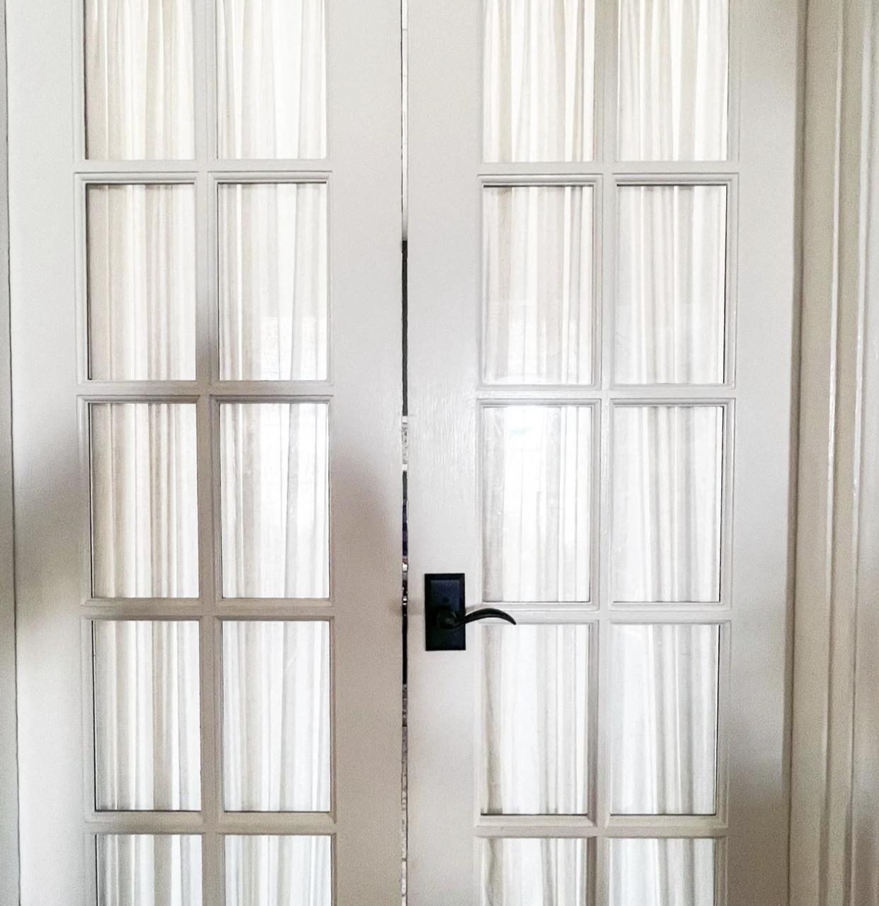 Best Black Iron Door Hardware for Historic Homes